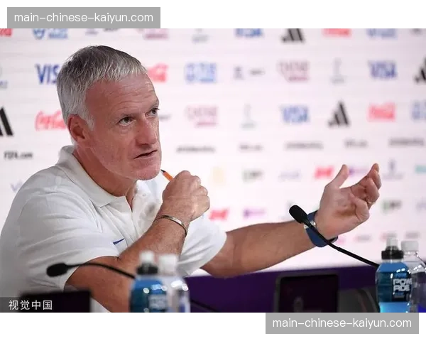 法国队主帅德尚专访：谈本泽马回归传闻与姆巴佩的新角色